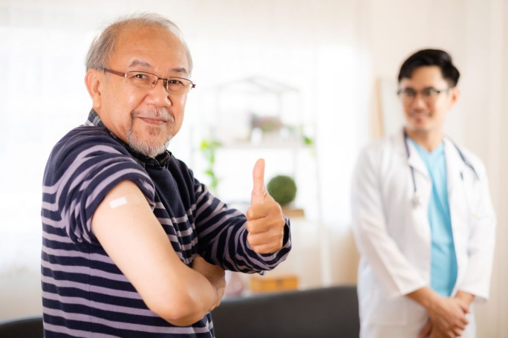 How Seniors Can Stay Healthy During Cold and Flu Season